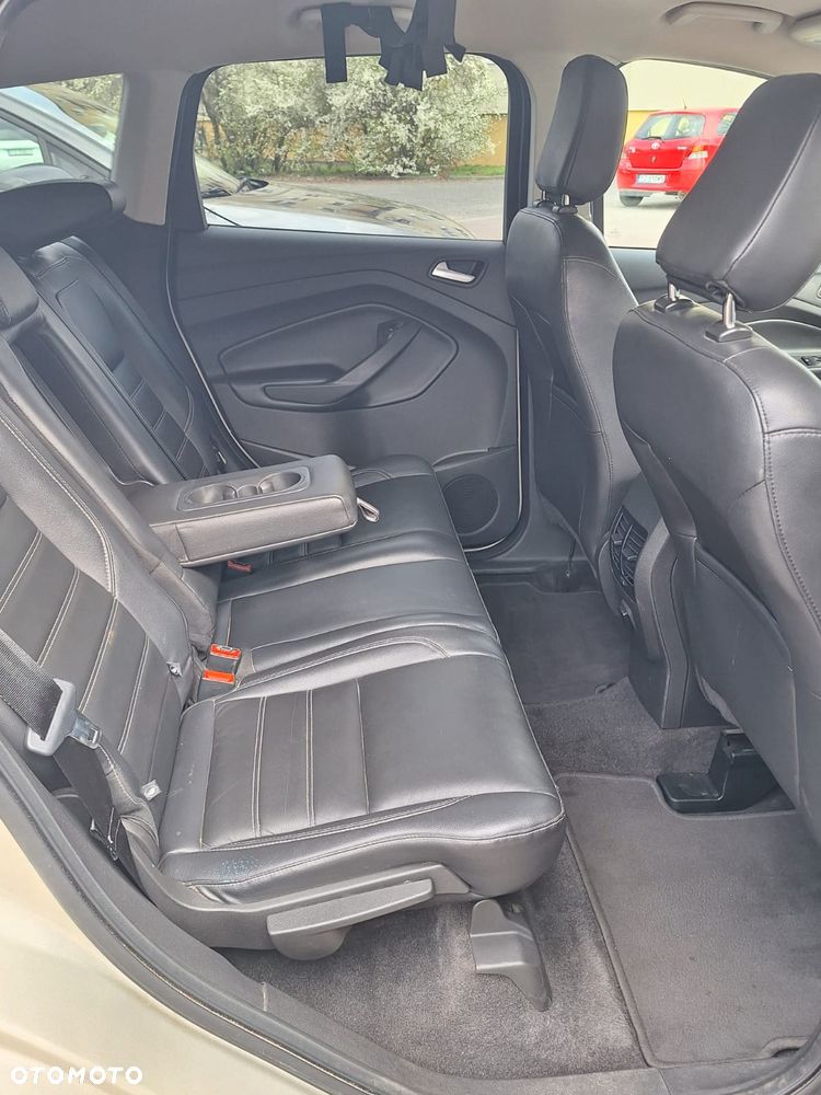 Ford Escape - 16
