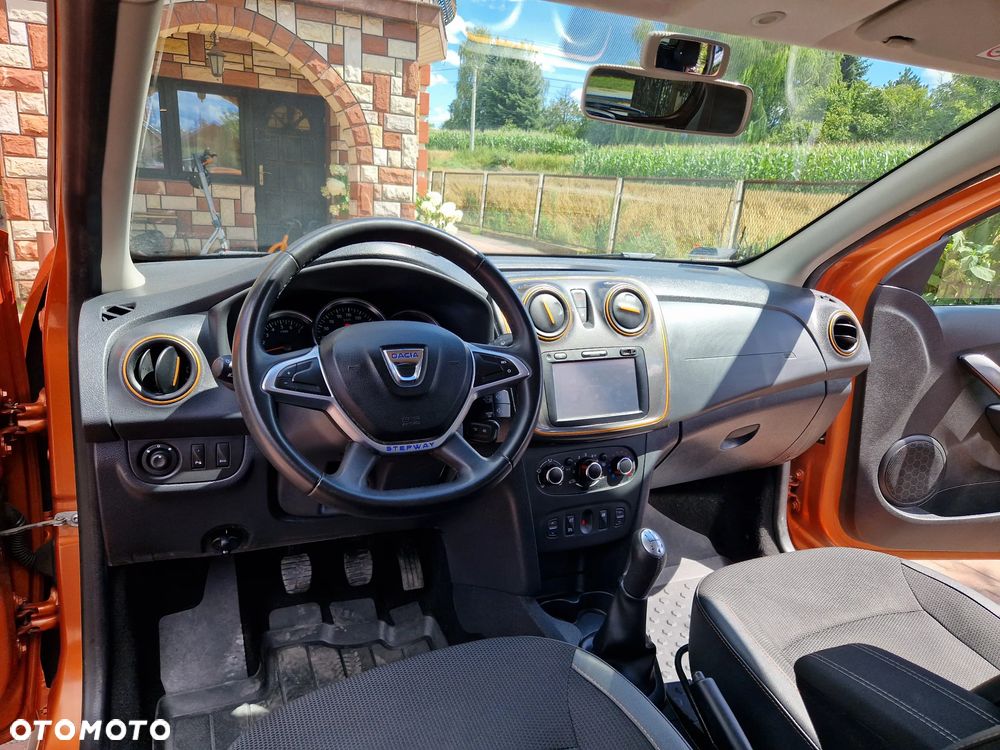 Dacia Sandero Stepway 0.9 TCe Laureate S&S - 17