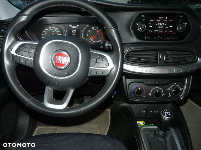 Fiat Tipo 1.4 T-Jet 16v Easy - 6