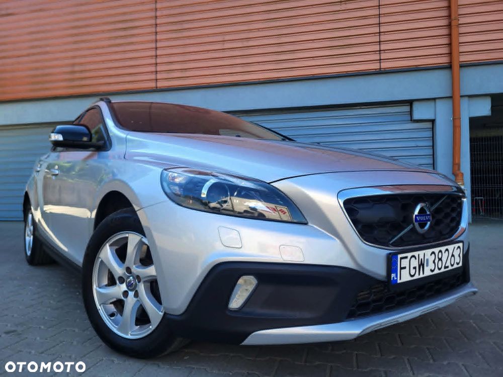 Volvo V40 Cross Country D2 Summum - 1