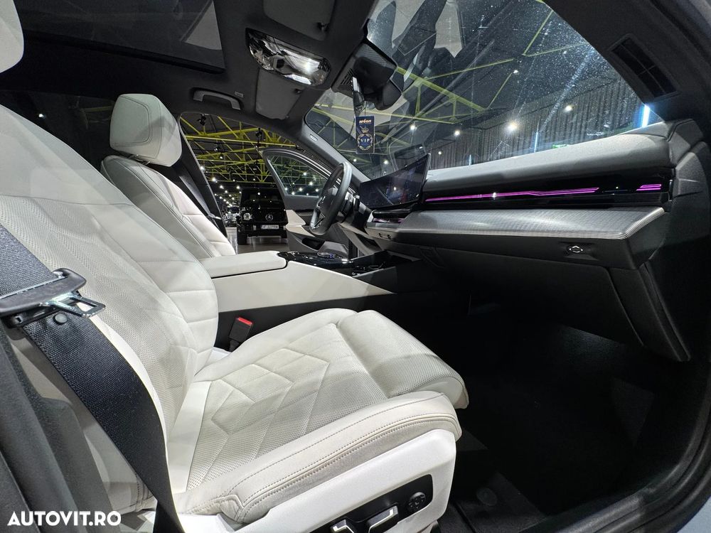 BMW Seria 5 520d xDrive Aut. - 31
