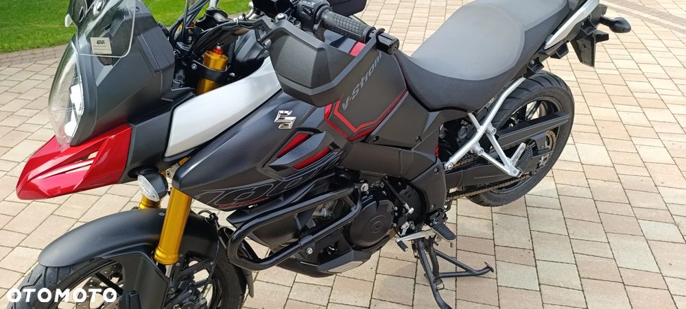 Suzuki V-STROM - 15