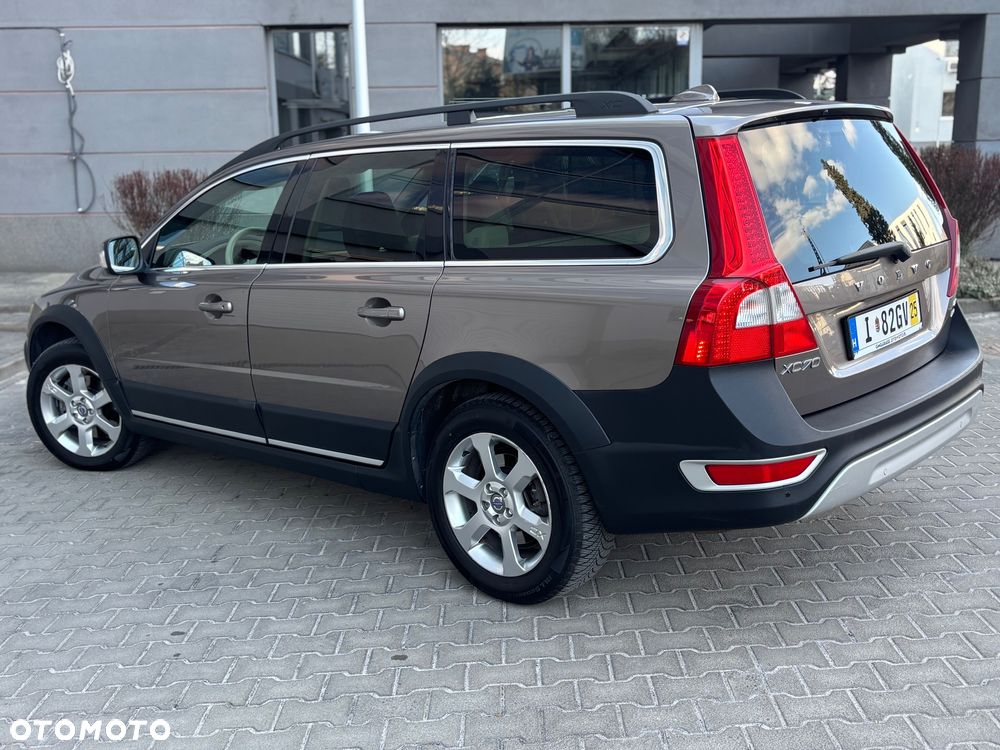 Volvo XC 70 D5 AWD Summum - 17