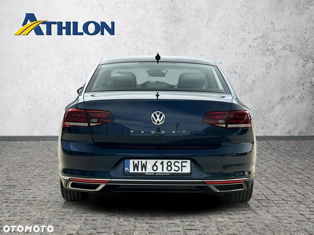 Volkswagen Passat 2.0 TSI Elegance DSG - 4
