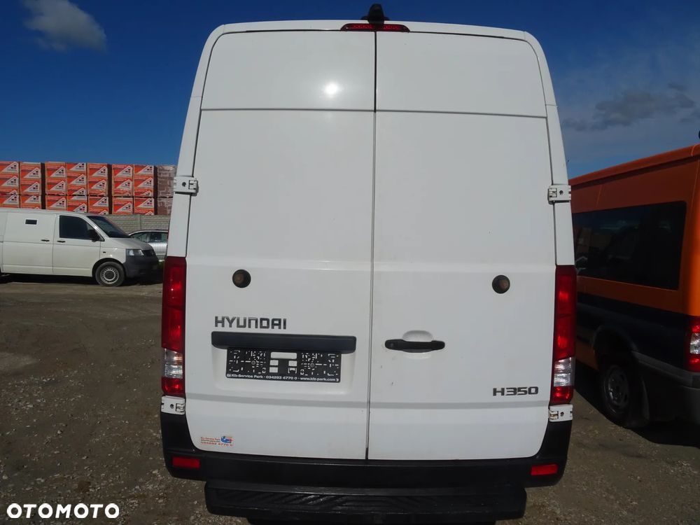 Hyundai H350 2019 biały na części drzwi maska zderzak błotnik lampa lusterko - 3
