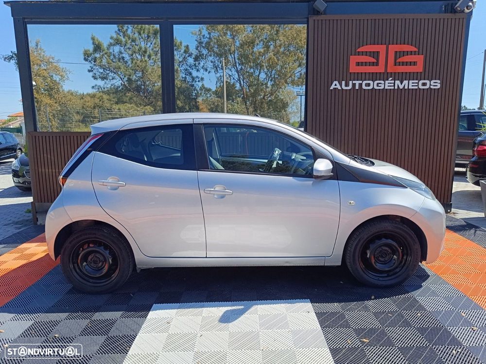 Toyota Aygo - 8