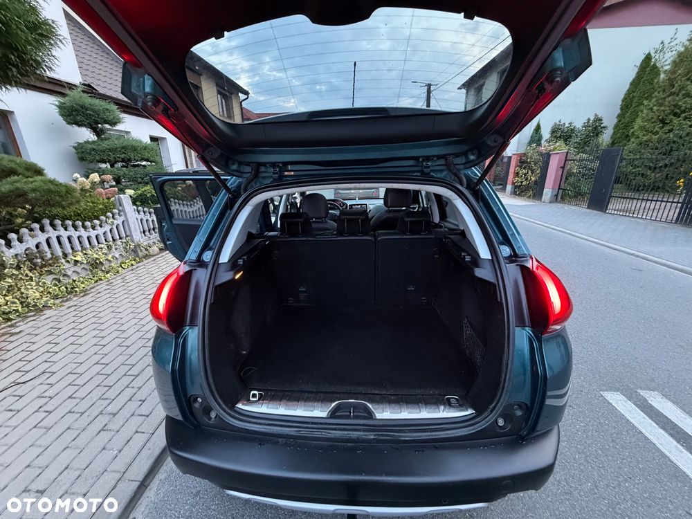 Peugeot 2008 - 25