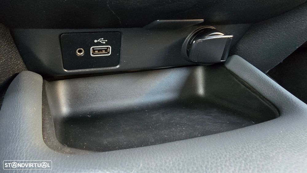 Nissan Juke 1.0 DIG-T N-Connecta DCT - 33