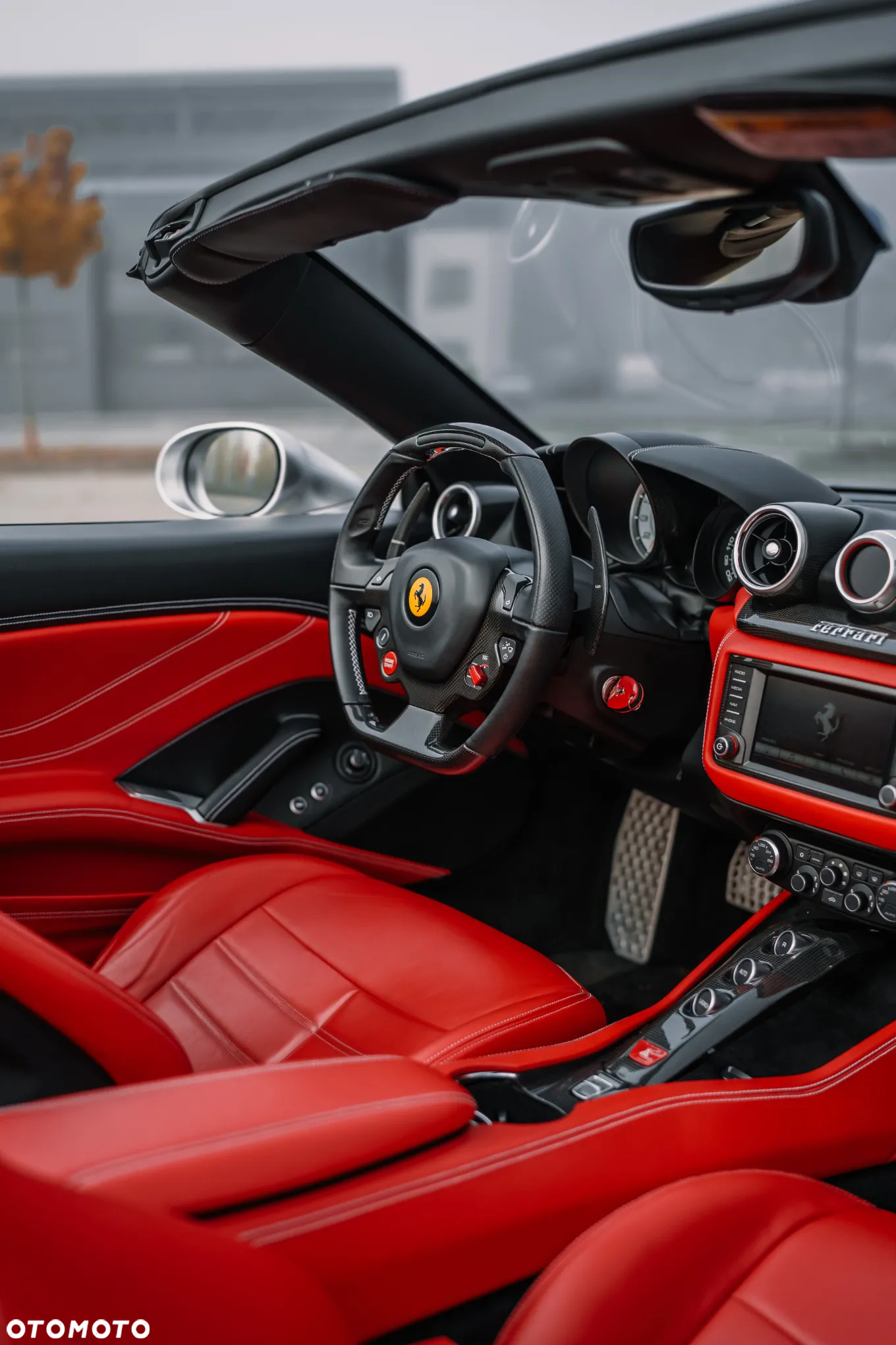 Ferrari California T - 28