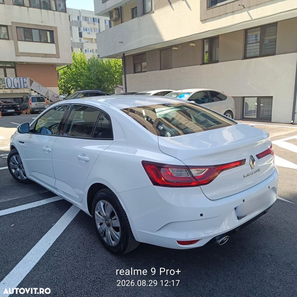 Renault Megane TCe Business - 6
