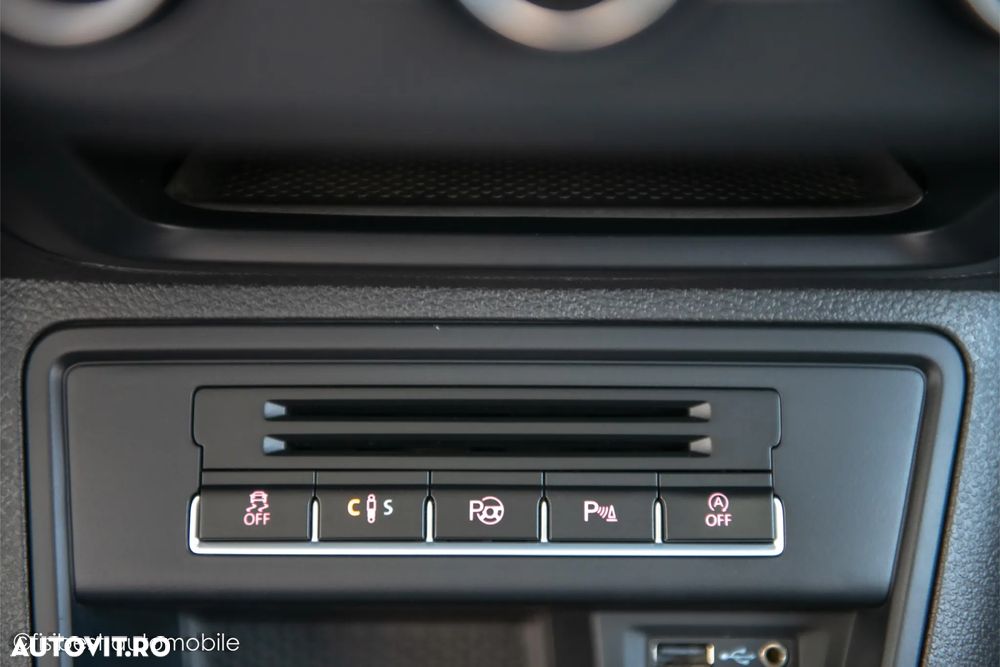 Volkswagen Tiguan - 35