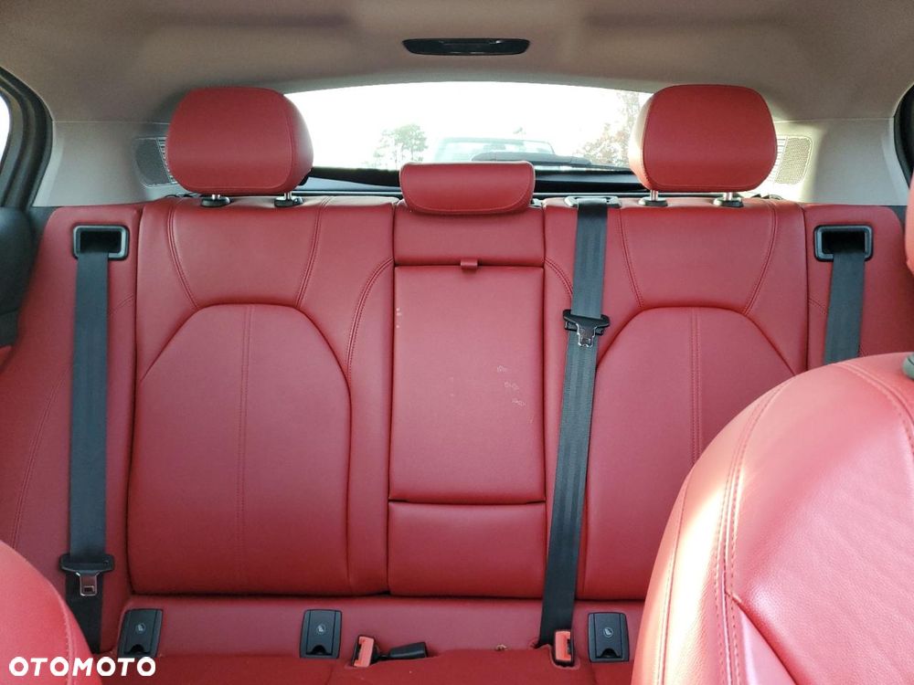 Alfa Romeo Stelvio 2.0 Turbo 16V AT8-Q4 Ti - 9