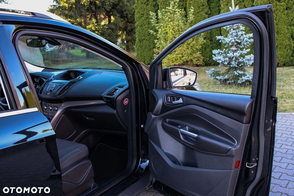 Ford Kuga 1.5 EcoBoost 2x4 Individual - 17