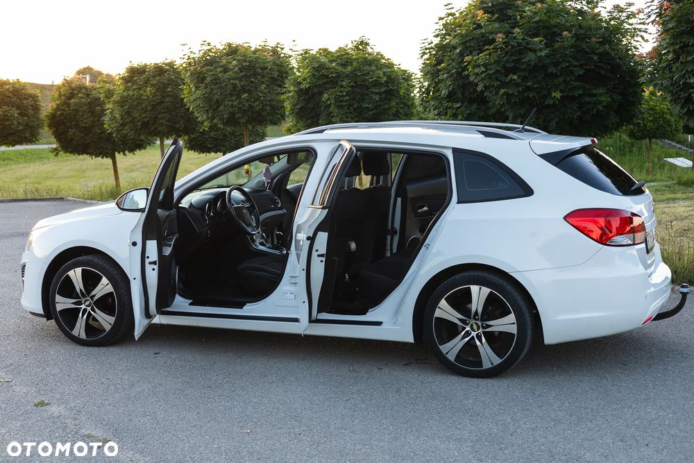 Chevrolet Cruze 1.8 LT - 11