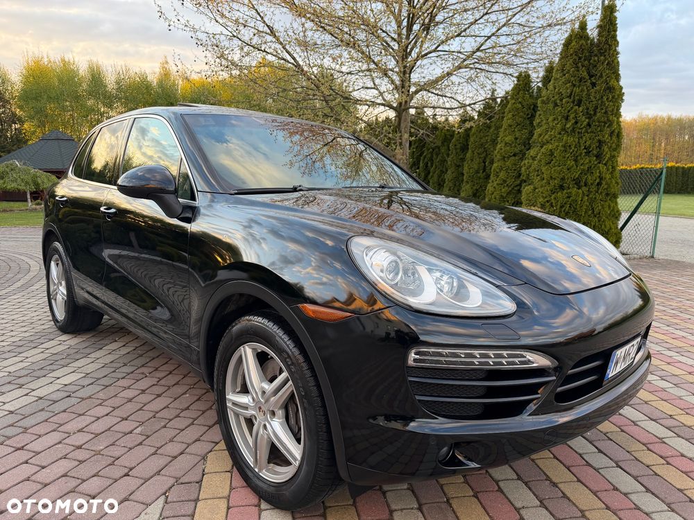 Porsche Cayenne - 1