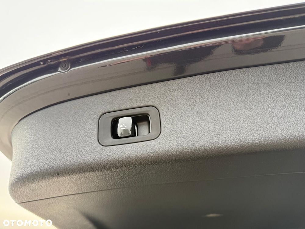 Mercedes-Benz GLC - 14