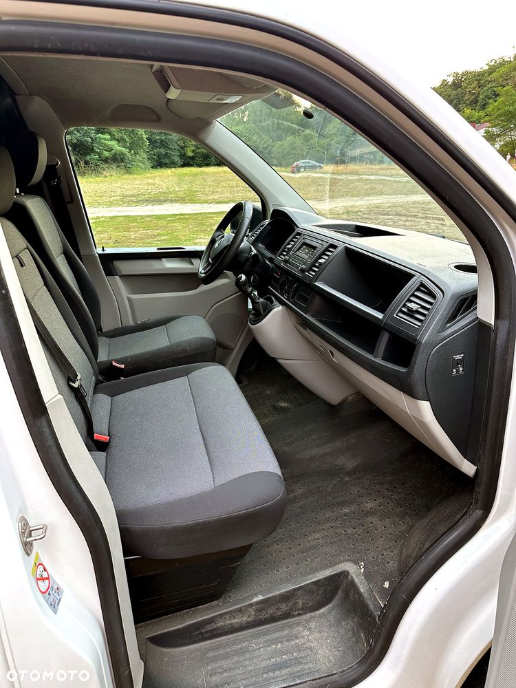 Volkswagen Transporter T6 - 14