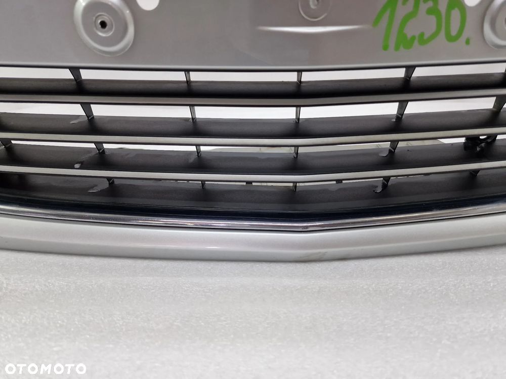 OPEL ASTRA 3 III LIFT 07- ZDERZAK PRZEDNI PRZÓD NA SPRYSKI + KRATKA ŚRODKOWA , KOLOR SREBRNY METALIK , NR 13225746 , NR AUKCJI NZ1230 - 12