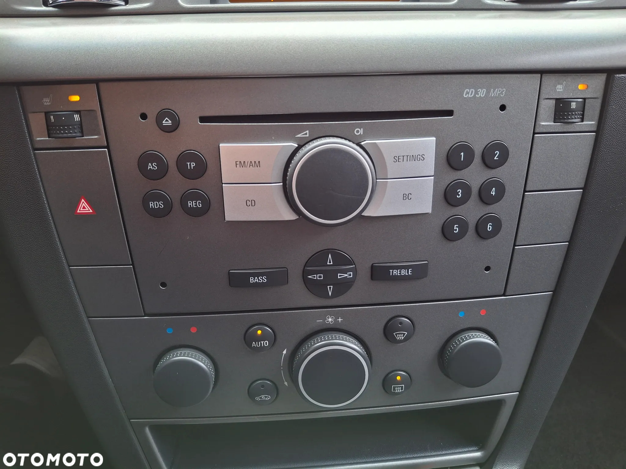 Opel Vectra 1.8 Caravan - 16