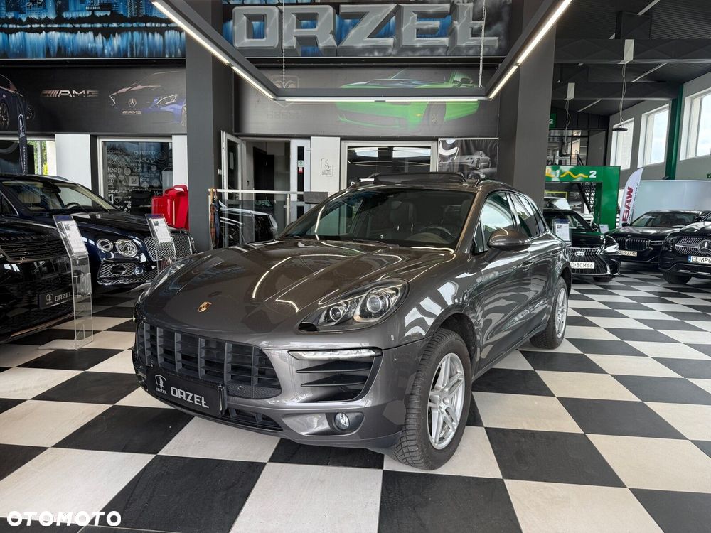 Porsche Macan - 1