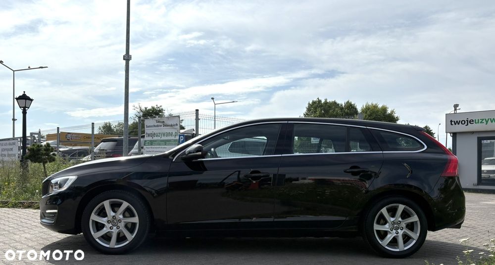 Volvo V60 T4 Momentum - 4