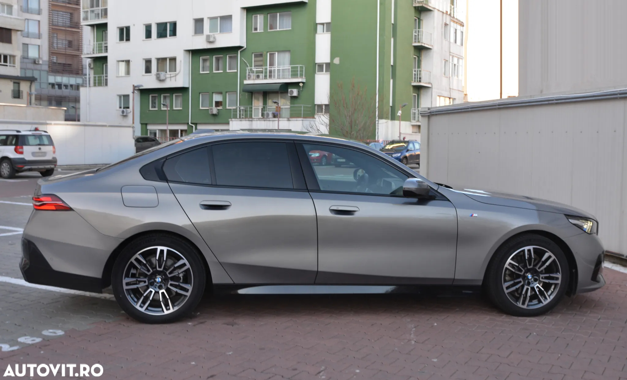 BMW Seria 5 520d xDrive AT MHEV - 24