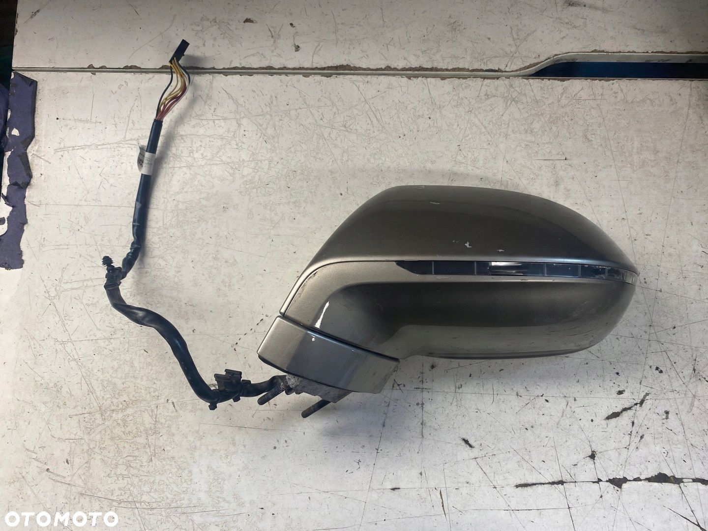 AUDI A7 4G LUSTERKO LEWE 10 PIN EU - 1