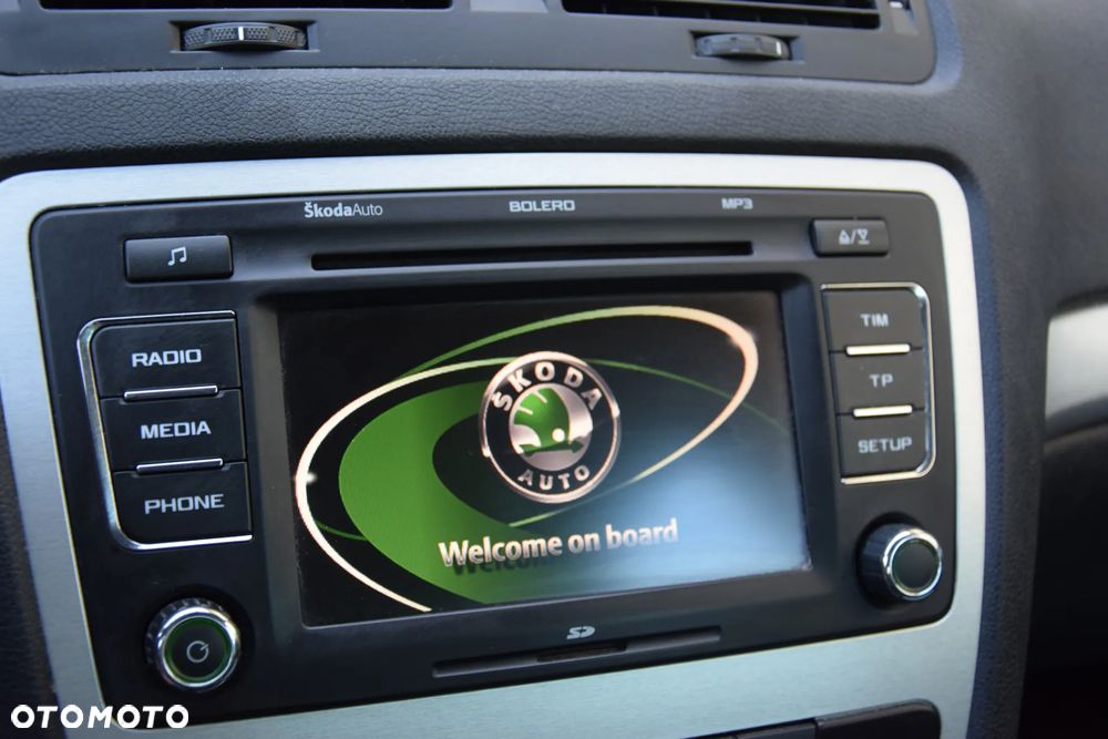 Skoda Octavia 2.0 TSI RS - 34