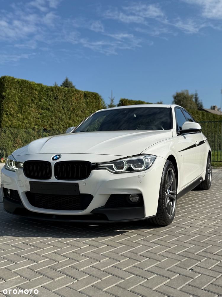 BMW Seria 3 330i xDrive M Sport - 15
