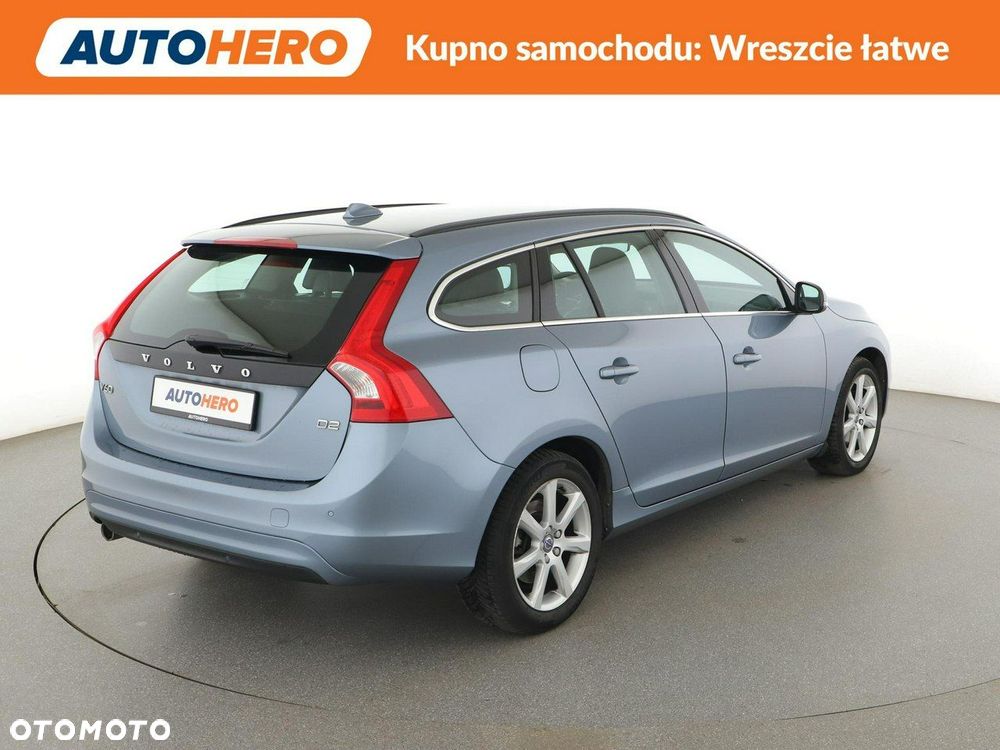 Volvo V60 D2 Summum - 8