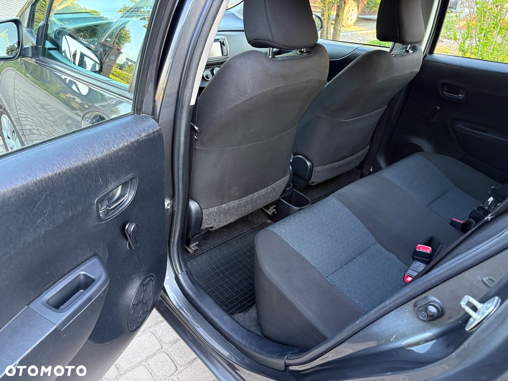 Toyota Yaris - 7