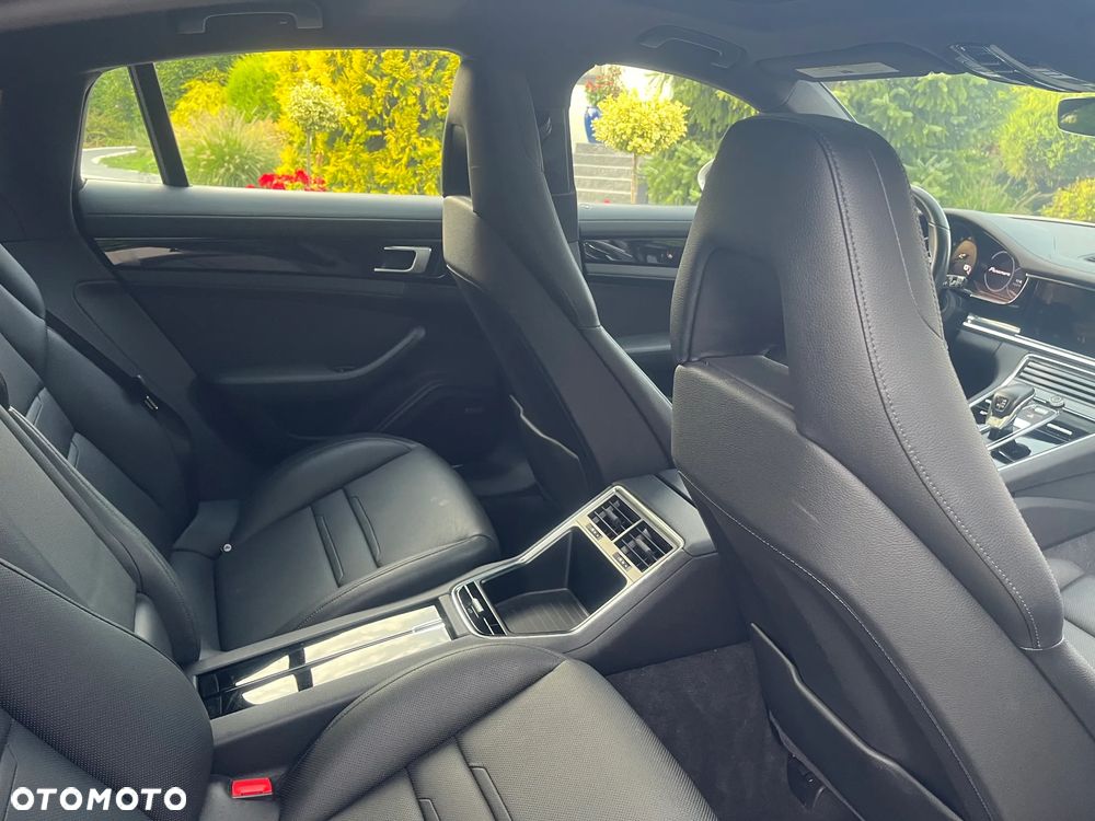 Porsche Panamera Standard - 13
