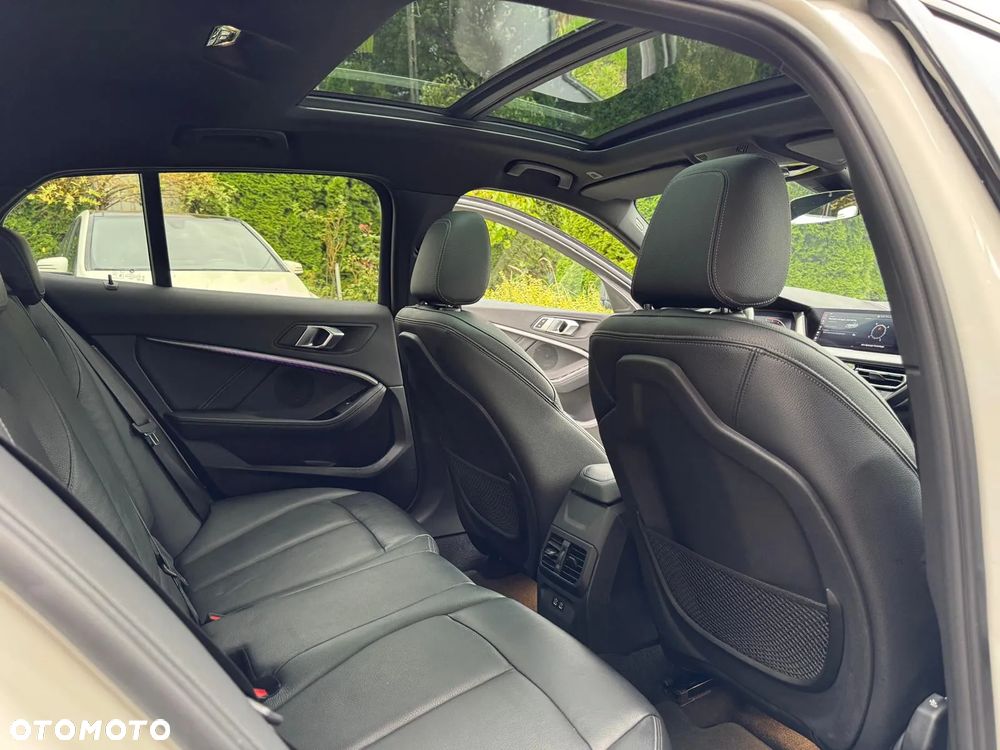 BMW Seria 1 118d Edition M Sport Shadow - 14