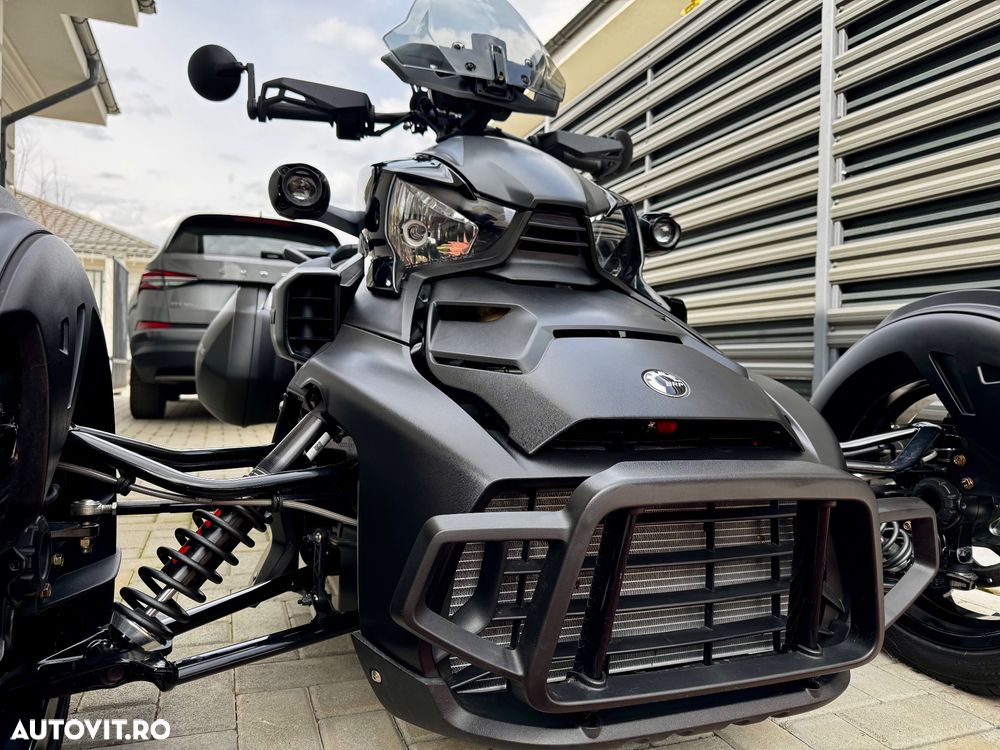 Can-Am Ryker 900 - 3