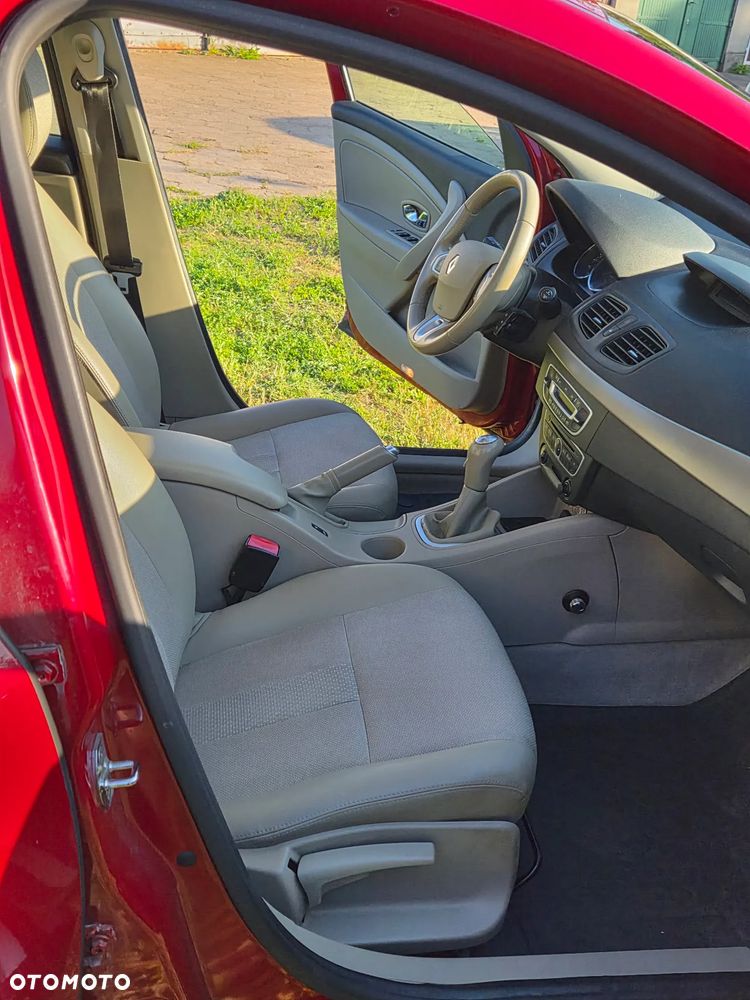Renault Fluence - 11