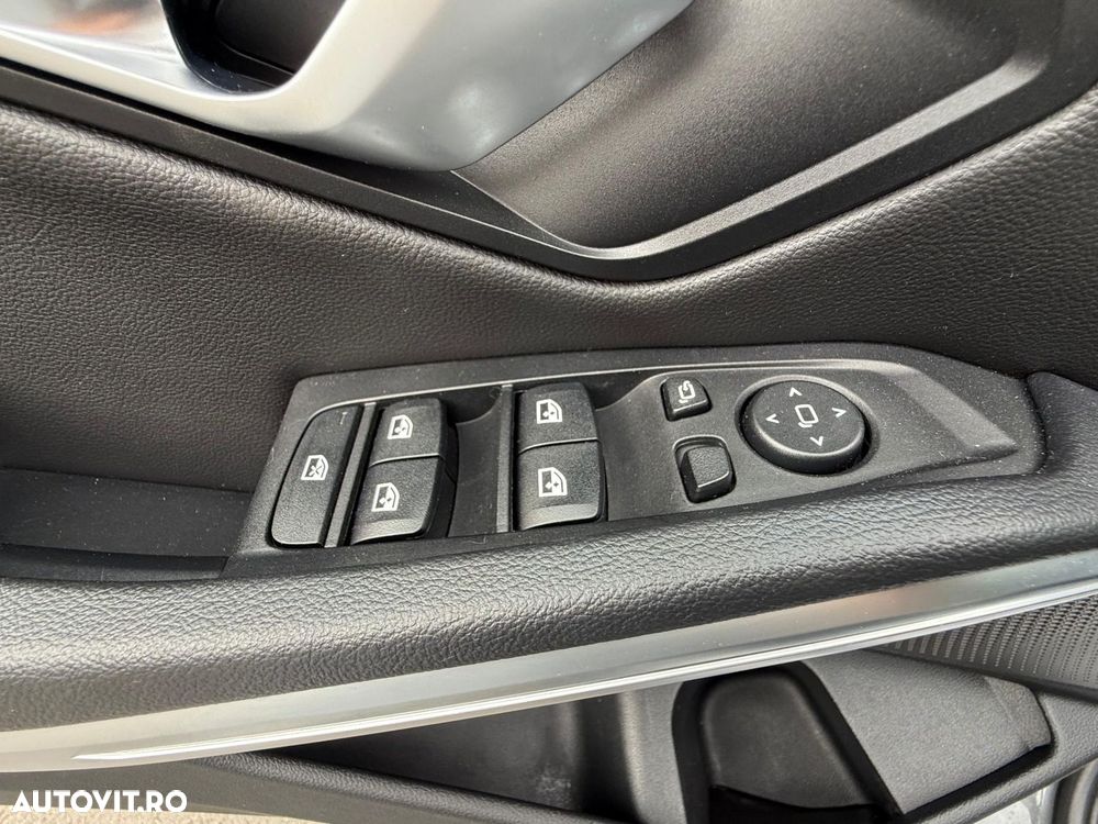 BMW Seria 3 320d xDrive AT Luxury Line - 35