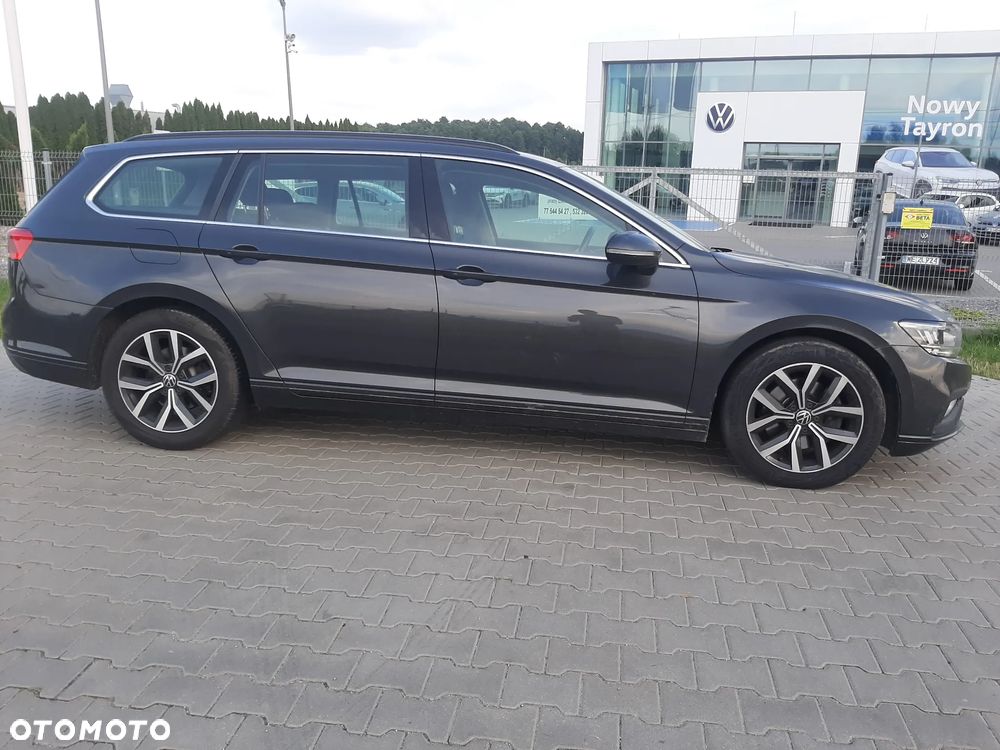 Volkswagen Passat 2.0 TDI EVO Business DSG - 37