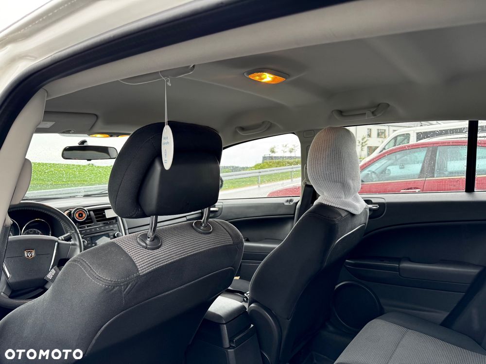Dodge Caliber 2.0 SXT - 5
