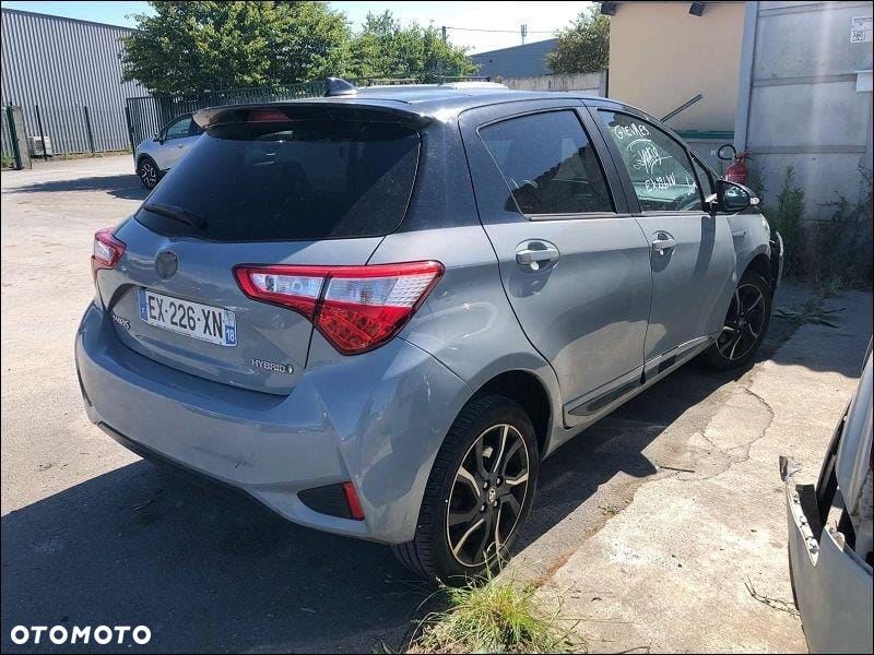 Toyota Yaris - 3