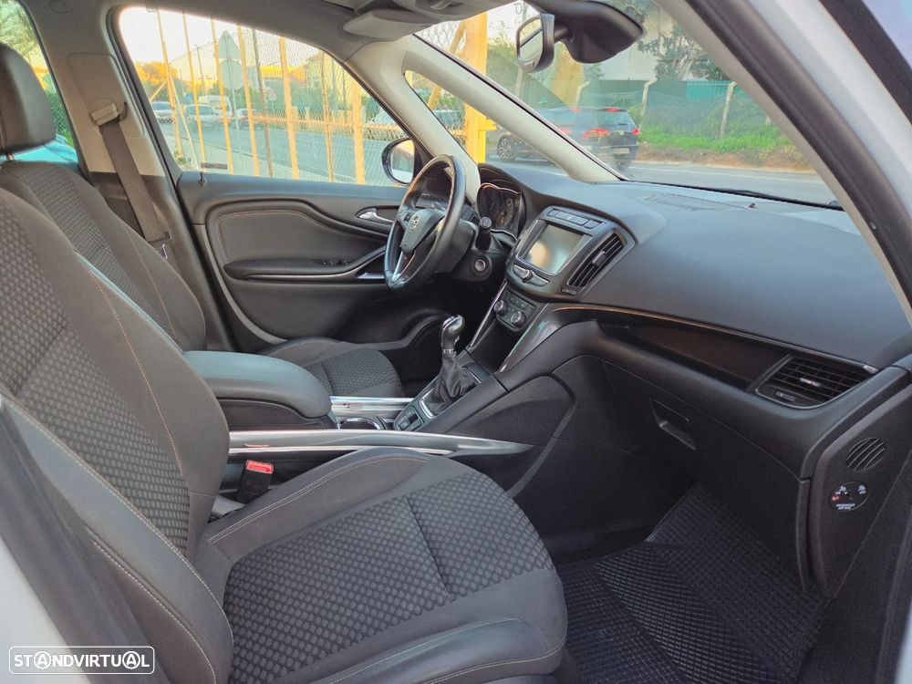 Opel Zafira 1.6 CDTi Innovation S/S - 18