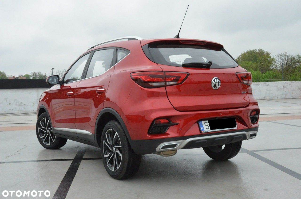 MG ZS - 9