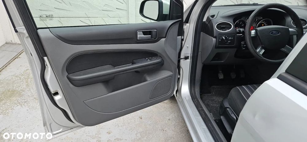 Ford Focus - 6