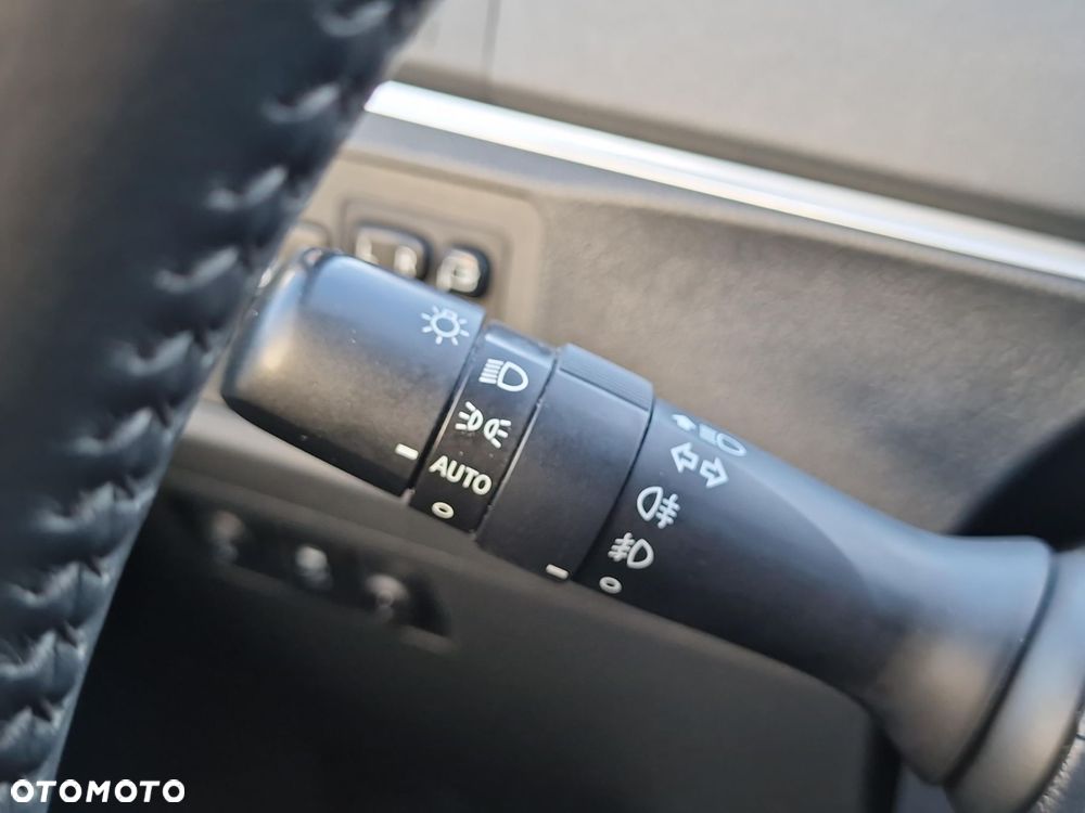 Toyota Verso 1.8 Premium 7os EU6 - 28