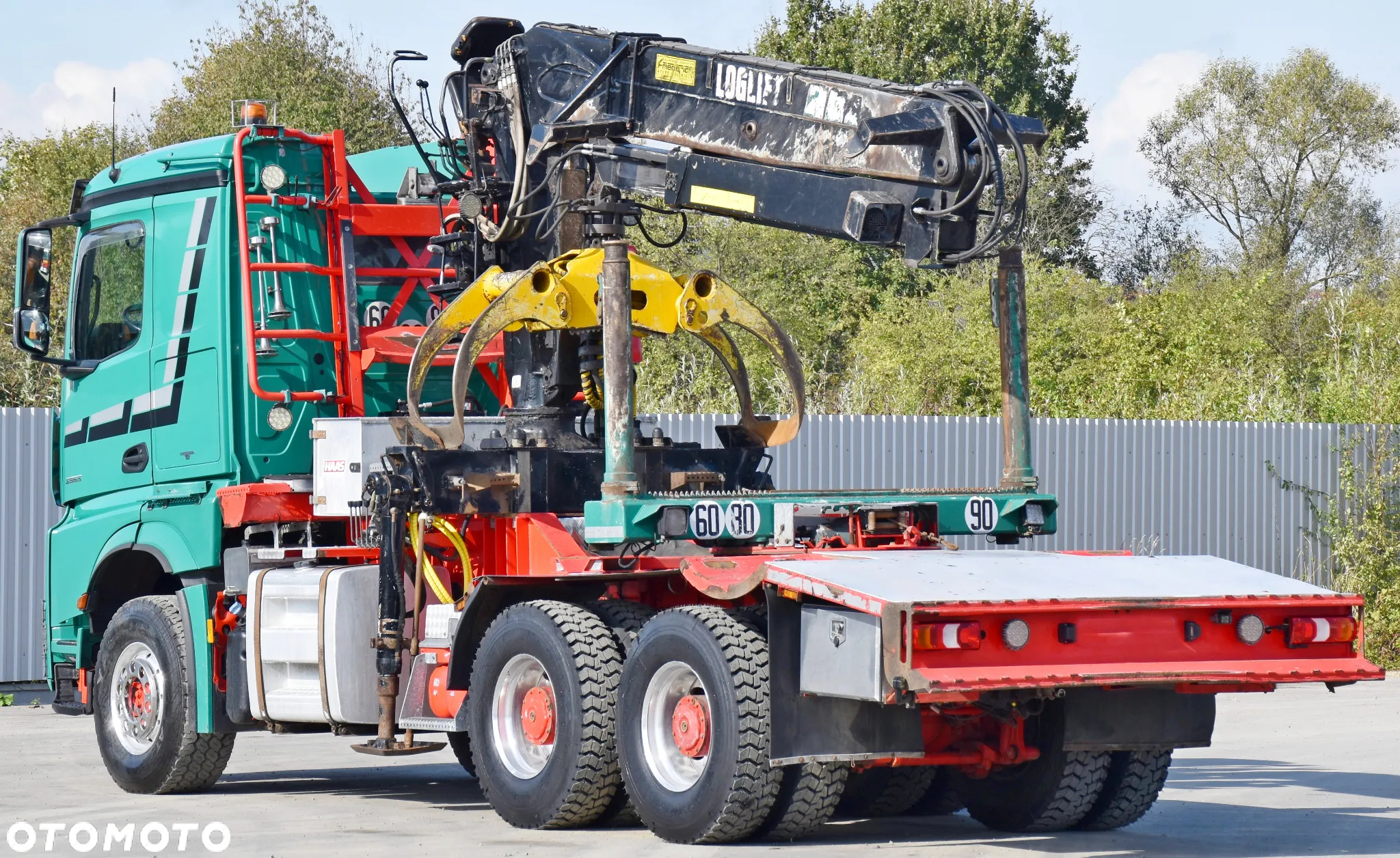 Mercedes-Benz AROCS 3363 * DO TRANSPORTU DREWNA * LOGLIFT F 251S / 6x4 - 8