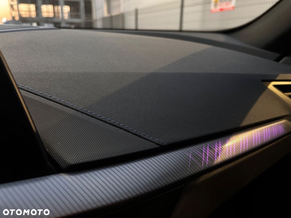 BMW Seria 2 218i M Sport - 7