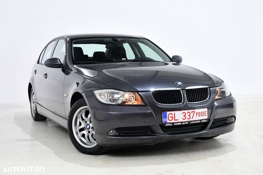 BMW Seria 3 318i - 2