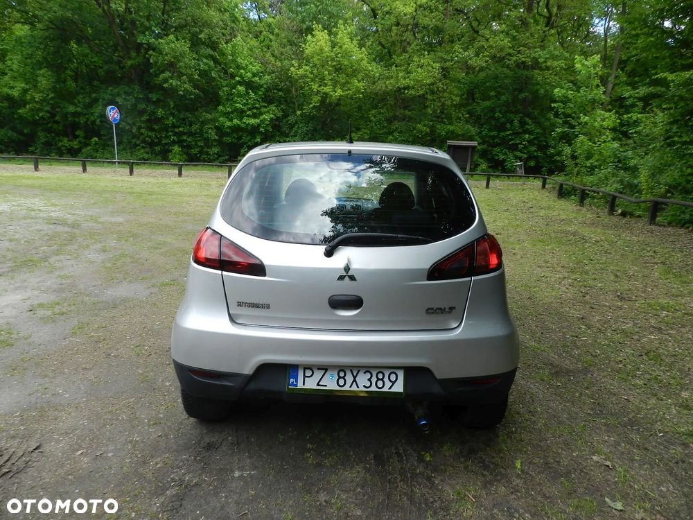 Mitsubishi Colt - 2