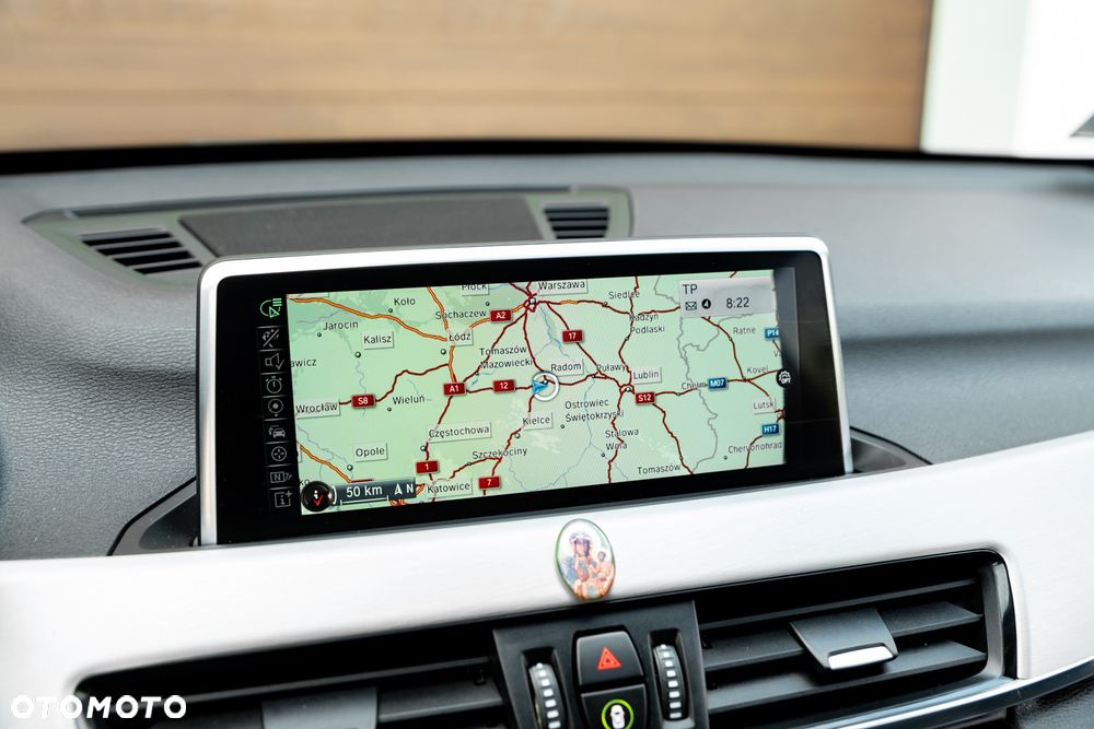 BMW X1 xDrive20i M Sport - 8