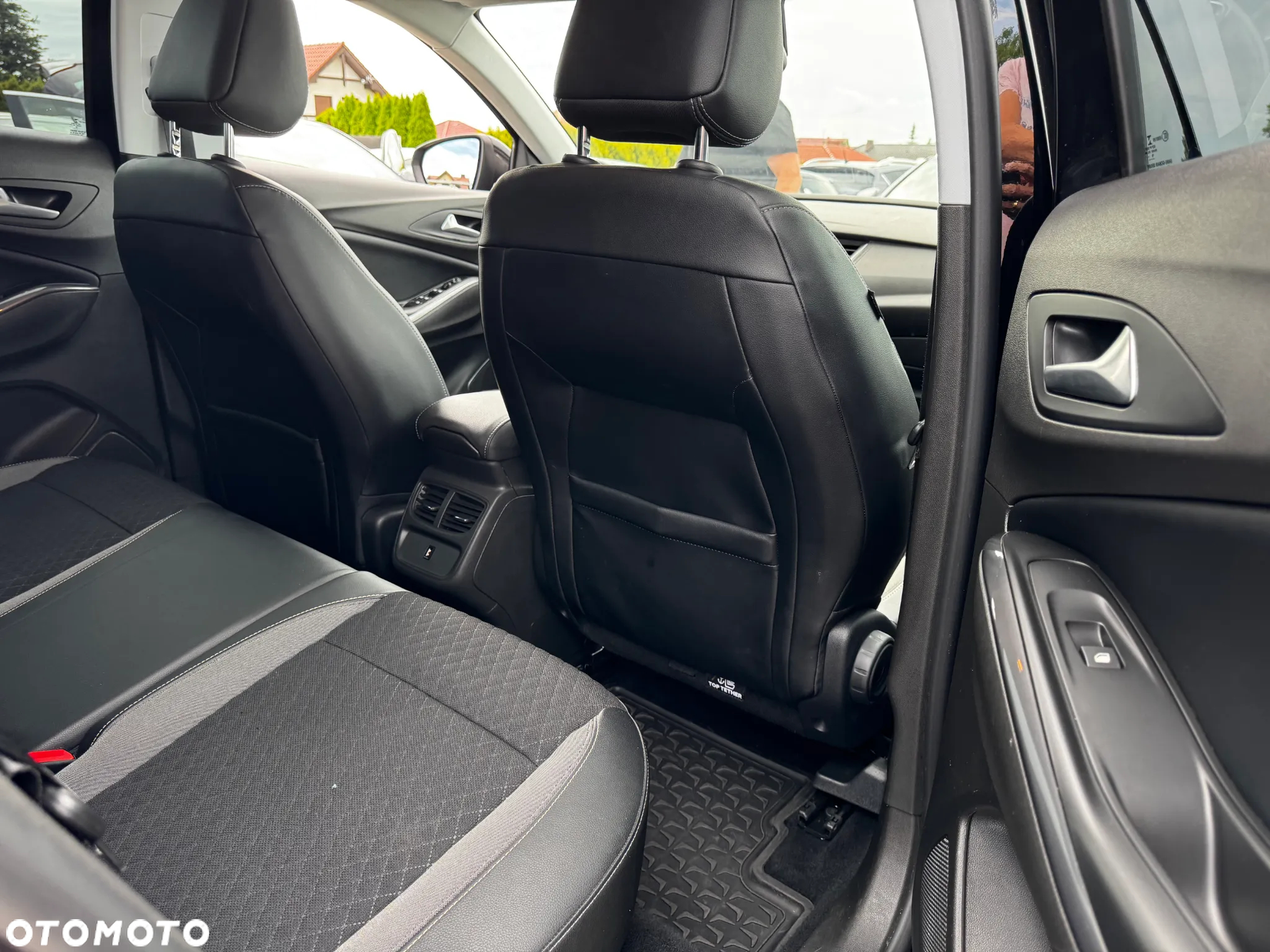 Opel Grandland X 1.5 D Start/Stop Automatik Business Elegance - 14