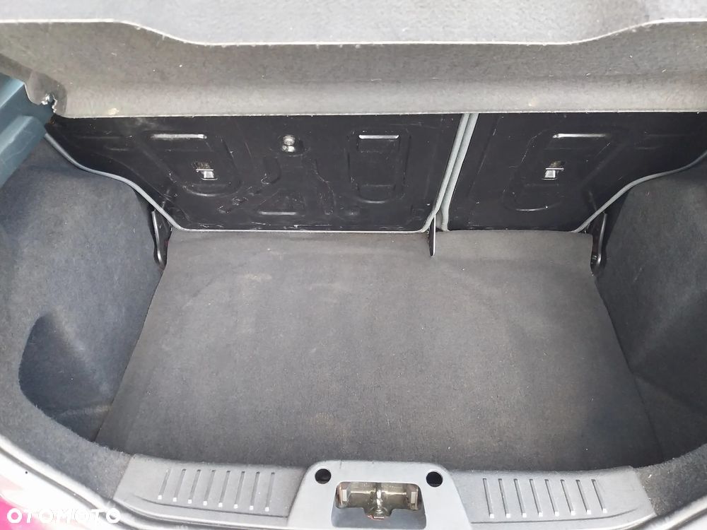 Ford Fiesta 1.25 Trend - 15